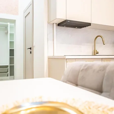 Apartment Stoewer Center *